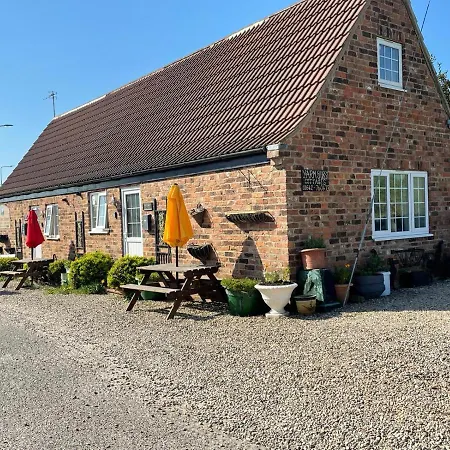 Yarm Sleeping 6 Next To Fox Covert Pub 4*