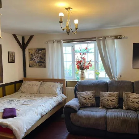 Yarm Sleeping 6 Forge And Smythy 3* Kirklevington